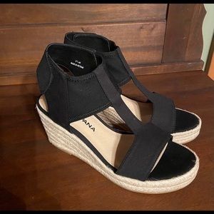 Black Moda Spana wedges